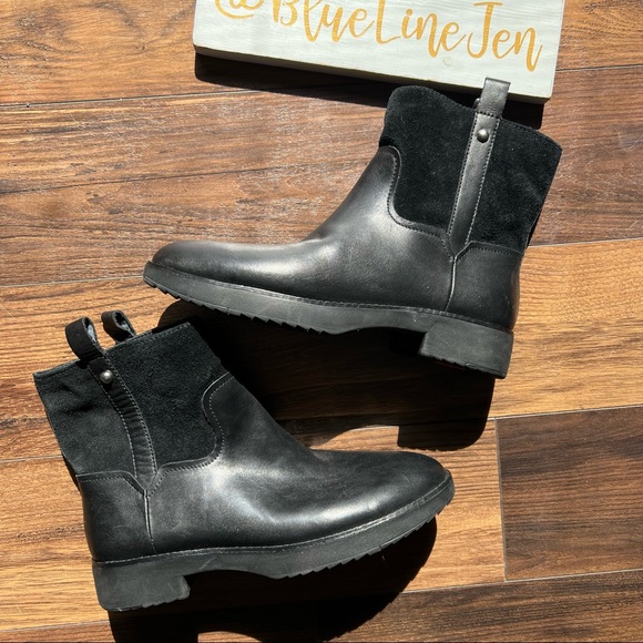 Fitflop Signey Leather Booties NWOT - Picture 2 of 8